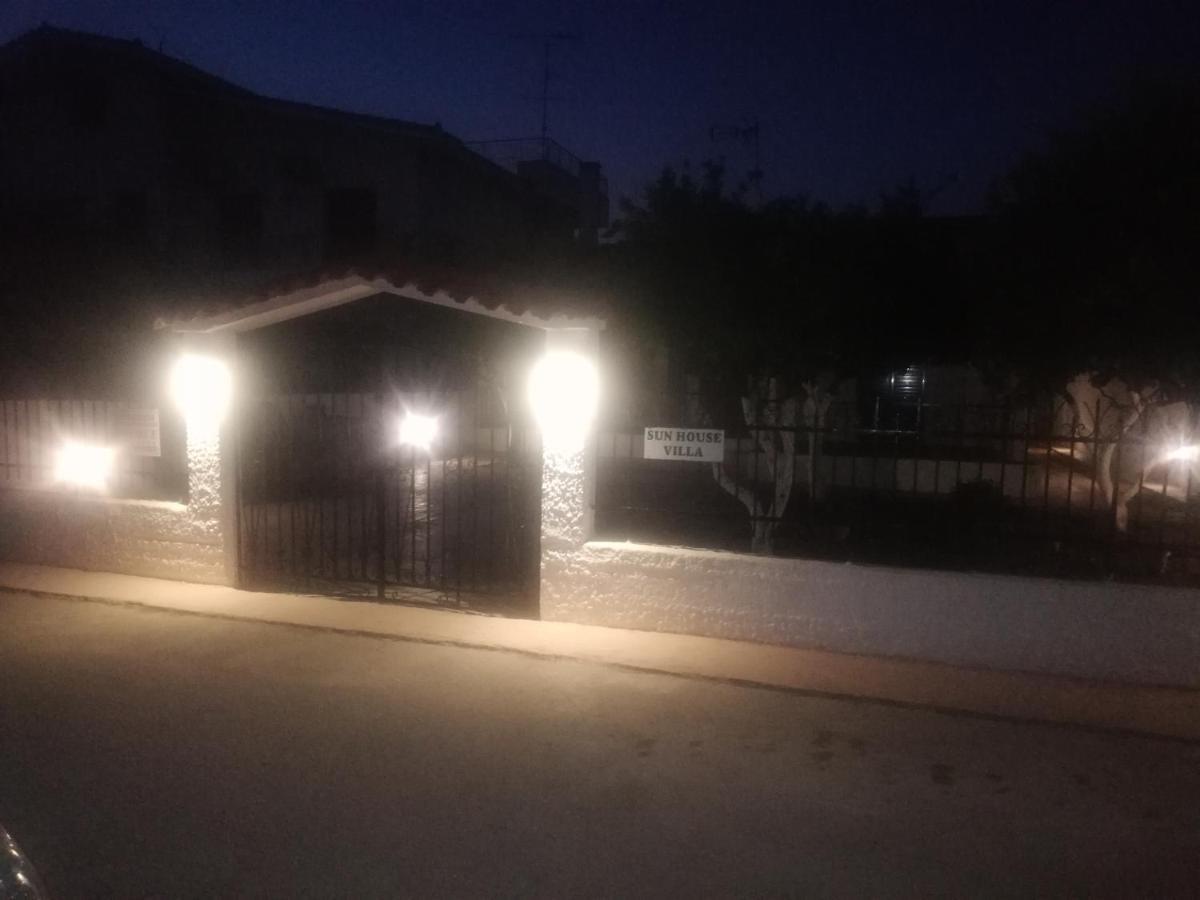 Sunhouse Vrachati Exterior photo